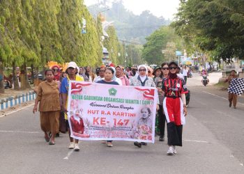 Karnaval 1.000 Profesi Meriahkan Hari Kartini di Raja Ampat