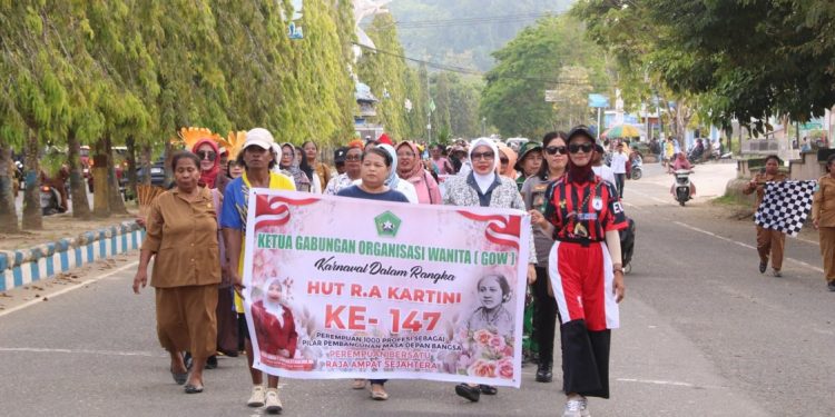 Karnaval 1.000 Profesi Meriahkan Hari Kartini di Raja Ampat