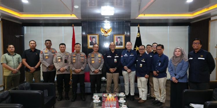 Kapolda Sumsel dan SKK Migas Sinergi Perkuat Tata Kelola Sumur Minyak Masyarakat