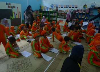 TK ABA Sidoharjo dan Mahasiswa KKN UGM Adakan Edukasi Lingkungan di Hari Kartini