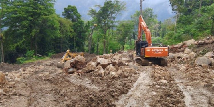 Kementerian PU Tanggapi Cepat Longsor di Jalan Pameu-Geumpang, Akses Sementara Terganggu