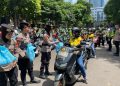 Polda Metro Jaya Laksanakan Program Jumat Peduli untuk Pengemudi Ojek Online