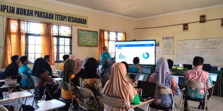 SD di Batumandi Inisiasi Digitalisasi Pengelolaan Surat