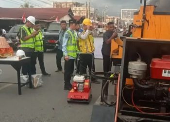 Aceh Barat Gunakan AMP Mini untuk Percepatan Perbaikan Jalan