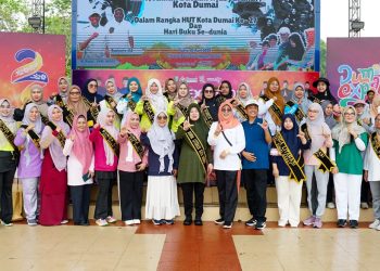 Pemko Dumai Tingkatkan Literasi Lewat Senam Sehat di Hari Buku Sedunia