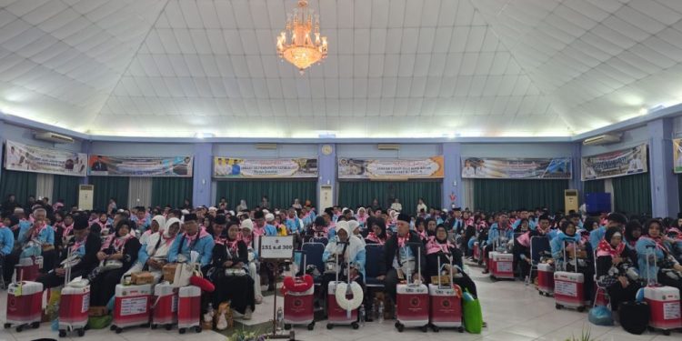 883 Jemaah Haji dari Riau Tiba di Madinah, Tujuh Orang Tertunda