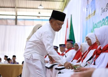 Pelepasan Jemaah Haji Meranti Dimeriahkan Prosesi Adat Tepung Tawar