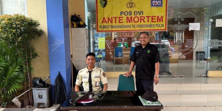 Penanganan Jenazah Korban Kecelakaan Kereta di RS Polri