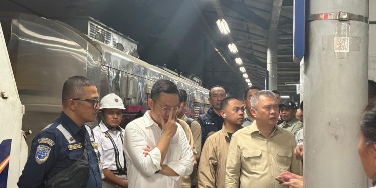 Menhub Tegaskan Evakuasi Cepat Usai Insiden Kereta di Bekasi Timur