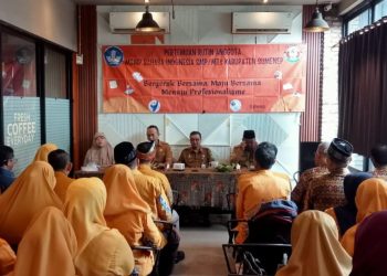 MGMP Bahasa Indonesia Sumenep Dorong Literasi dan Profesionalisme Guru