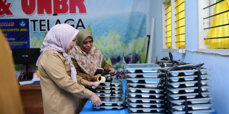 Wakil Gubernur Gorontalo Tinjau Program Makan Bergizi di SMPN 3 Telaga