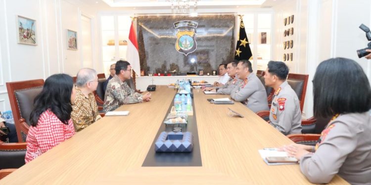 Polda Kepri Tingkatkan Kerja Sama Keamanan dengan Singapura