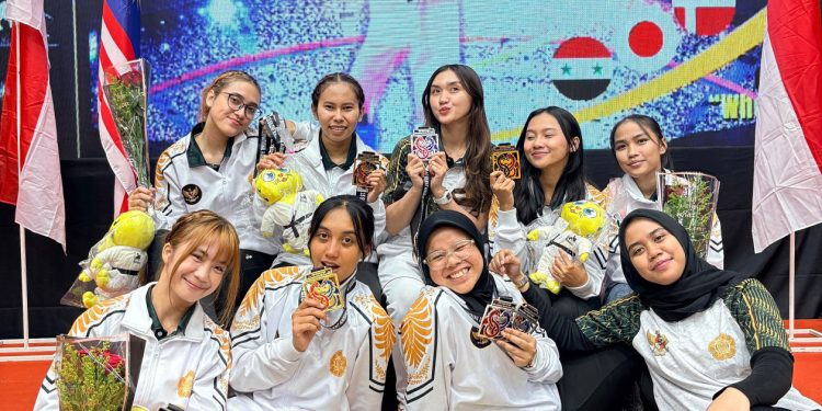 Mahasiswa UGM Raih 9 Medali di Silent Knight Open Karate Cup di Malaysia