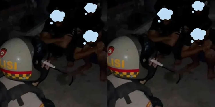 Diamankan saat patroli dini hari, delapan pelajar di Kotagede kedapatan membawa senjata tajam, gesper hingga minuman beralkohol