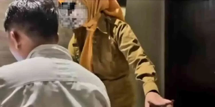 Link Video Guru Bahasa Inggris vs Murid Diburu Warganet, Klaim Part 2 Telegram Jadi Sorotan