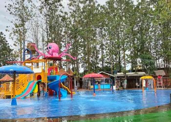 Wisata Jati Ombo Parung Panjang
