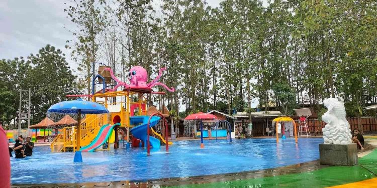 Wisata Jati Ombo Parung Panjang