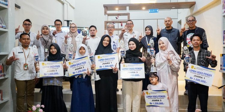 Darpusda Banjarbaru Berikan Penghargaan untuk Kreativitas Literasi