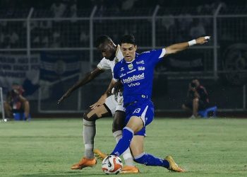 Persib Bandung Raih Kemenangan Dramatis 4-2 atas Bhayangkara FC