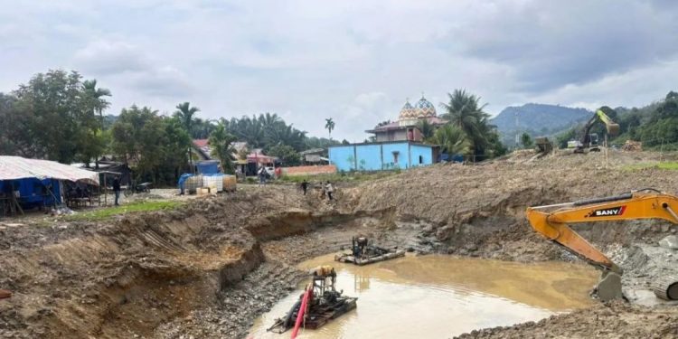 Polda Jambi Tangkap Tujuh Penambang Emas Tanpa Izin di Merangin