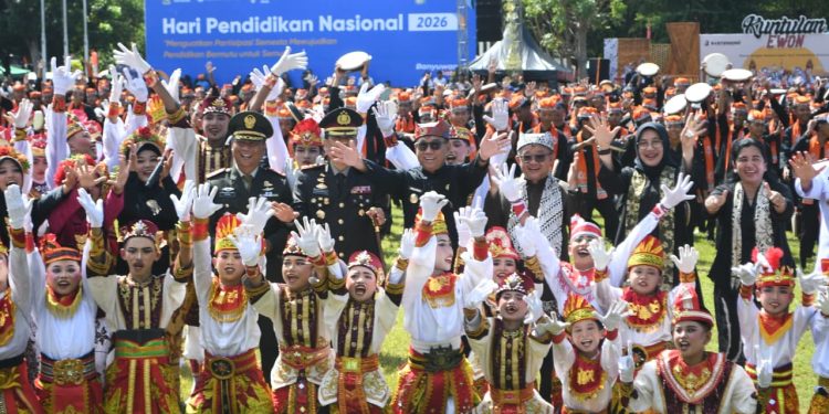 Mendikdasmen Tegaskan Peran Guru dalam Peringatan Hardiknas 2026