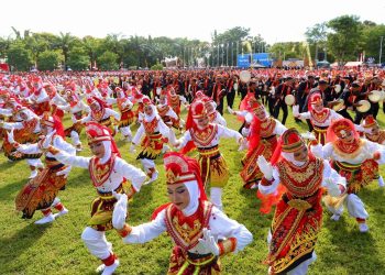Banyuwangi Rayakan Hardiknas 2026 dengan Pagelaran Seni Kuntulan Ewon