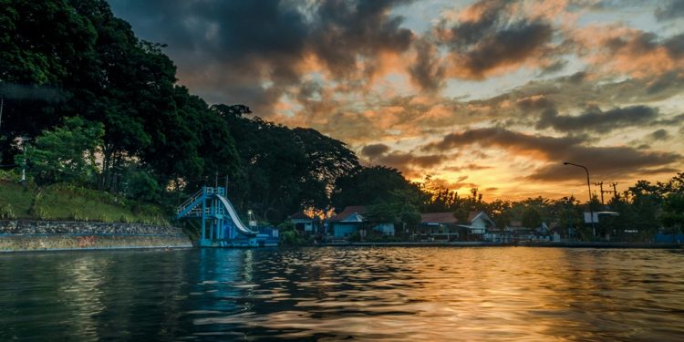 Pemkab Lumajang Buka Peluang Investasi di Pemandian Alam Selokambang