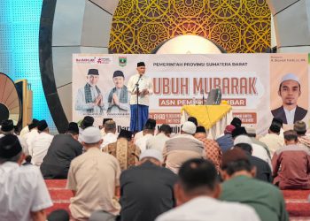 Gubernur Sumbar Dorong ASN Tingkatkan Kualitas Pelayanan Publik