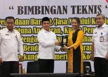 Bimtek e-Katalog Versi 6 di Pontianak Tingkatkan Transparansi Pengadaan