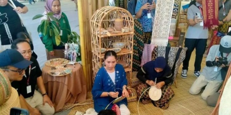 Peran Penting Perempuan dalam Ketahanan Pariwisata Indonesia
