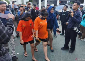 Polisi Surabaya Bongkar Kasus Penyekapan Lansia dengan Kerugian Rp2 Miliar