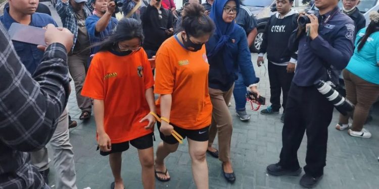 Polisi Surabaya Bongkar Kasus Penyekapan Lansia dengan Kerugian Rp2 Miliar