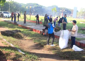 Pemkab Parigi Moutong Adakan Kerja Bakti Massal untuk Kebersihan Ruang Publik