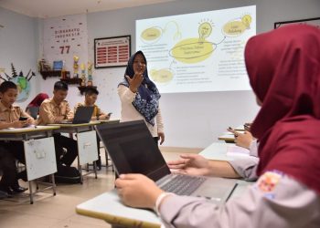 Kepastian Gaji Guru Non-ASN di Daerah Ditegaskan Lewat SE Mendikdasmen