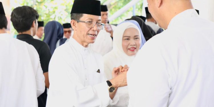 Amsakar Achmad Serahkan Tugas Pemerintahan kepada Wakilnya Jelang Keberangkatan Haji