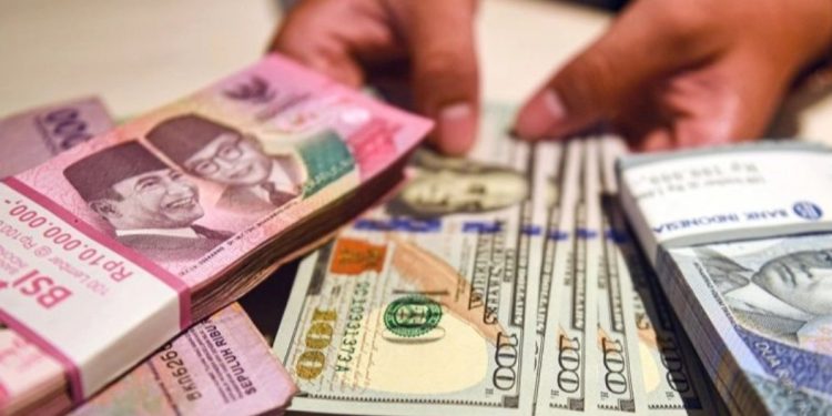 Dampak Pelemahan Rupiah Terhadap Harga dan Ekonomi Domestik