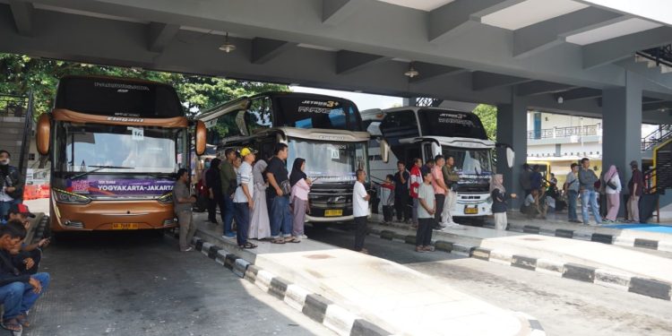 Kemenhub Akan Berikan Sanksi Tegas untuk PO Bus yang Tidak Mematuhi Aturan Terminal