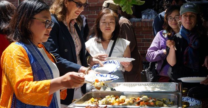 KJRI San Francisco Kenalkan Tempe ke Komunitas Vegan di AS