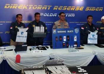 Polda Jatim Ungkap Kasus Registrasi SIM Card Ilegal, Tiga Tersangka Ditahan