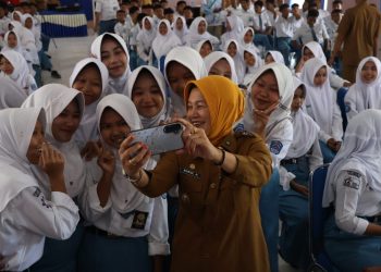 Wakil Bupati Bojonegoro: e-KTP Menandai Transisi Pelajar Menuju Dewasa