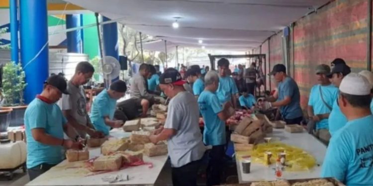 Pemprov DKI Jakarta Ajak Warga Kurangi Penggunaan Plastik Saat Idul Adha