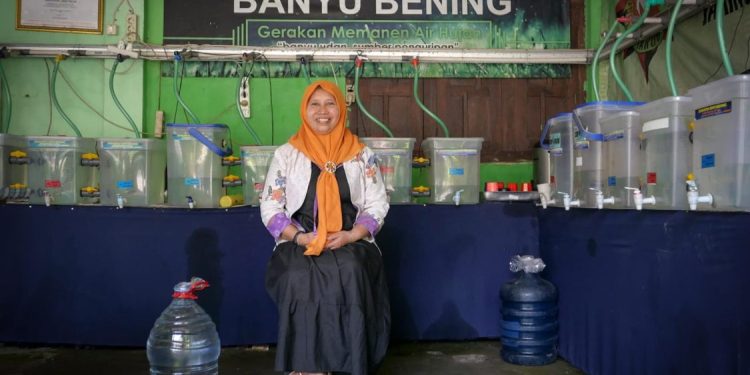 Inisiatif Bu Ning: Memanfaatkan Air Hujan untuk Ketahanan Air