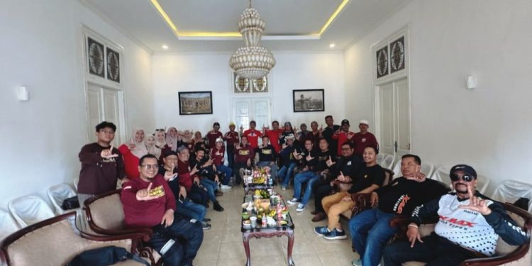 Komunitas Turing Berperan sebagai Duta Wisata Lumajang