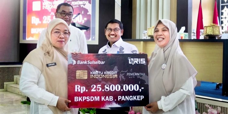 Pemkab Pangkep Luncurkan Kartu Kredit Indonesia untuk Efisiensi Transaksi