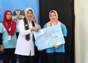 Ribuan Buruh Rokok di Bojonegoro Terima BLT DBHCHT 2026