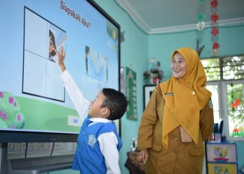Kebijakan Baru Mendikdasmen Beri Kepastian Bagi Guru Non-ASN di Daerah