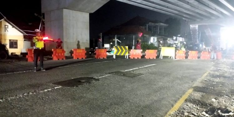 Polsek Gamping Terapkan Contra Flow untuk Proyek Tol Solo–Yogyakarta