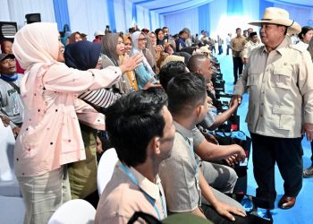 Presiden Prabowo Hadiri Panen Raya Jagung di Tuban, Petani Sambut Antusias