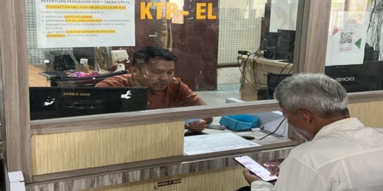 Disdukcapil Kampar Tetap Layani Adminduk Saat Libur Nasional