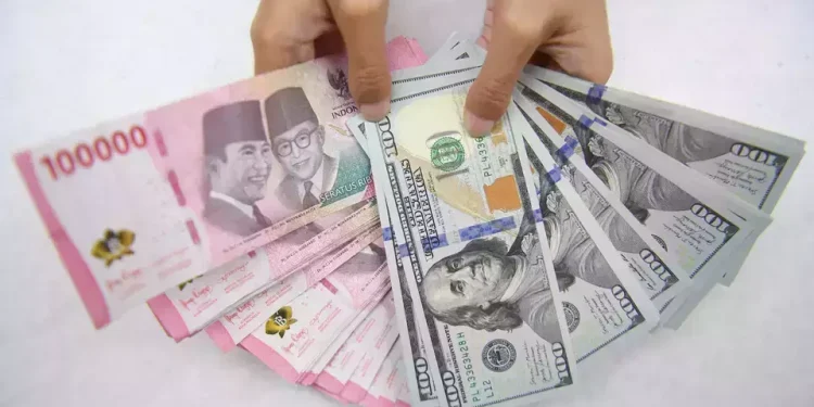 Dampak Pelemahan Rupiah Terhadap Kelas Menengah di Indonesia